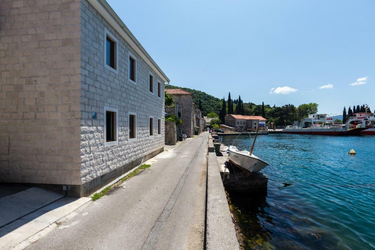 Romeo And Juliet Apartments Tivat Eksteriør billede